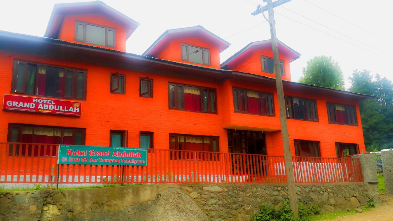 Hotel Grand Abdullah Pahalgam Exterior photo